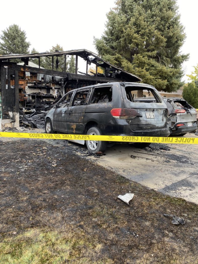 Mắc bệnh hiểm ngh&egrave;o, đang chơi game th&igrave; ch&aacute;y nh&agrave; tr&ecirc;n s&oacute;ng trực tiếp, streamer số nhọ nhất năm l&agrave; đ&acirc;y - Ảnh 3.