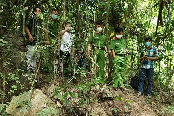 Kẻ lừa đưa bé gái 12 tuổi đi mua điện thoại rồi sát hại: Hành vi tàn ác, khó thoát án tử hình - Ảnh 1.