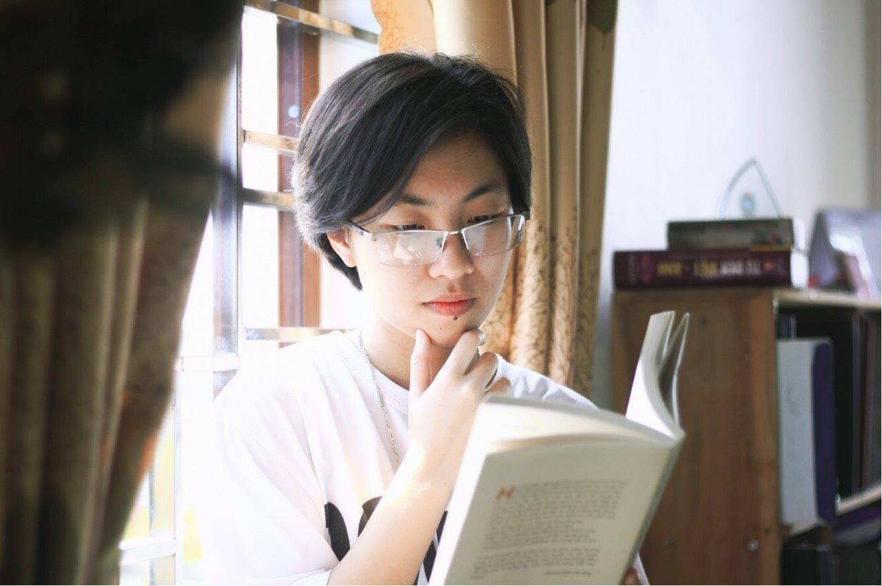 Quán quân Olympia Thu Hằng 1 năm sau màn đăng quang gây tranh cãi: Ngoại hình thay đổi rõ rệt, chia sẻ bất ngờ về lựa chọn du học - Ảnh 5.