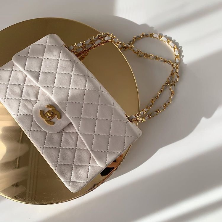 Chanel tăng giá như vũ bão trong 1 năm, hàng vintage cũng đắt cắt cổ, đầu tư giờ có còn hợp lý? - Ảnh 3.