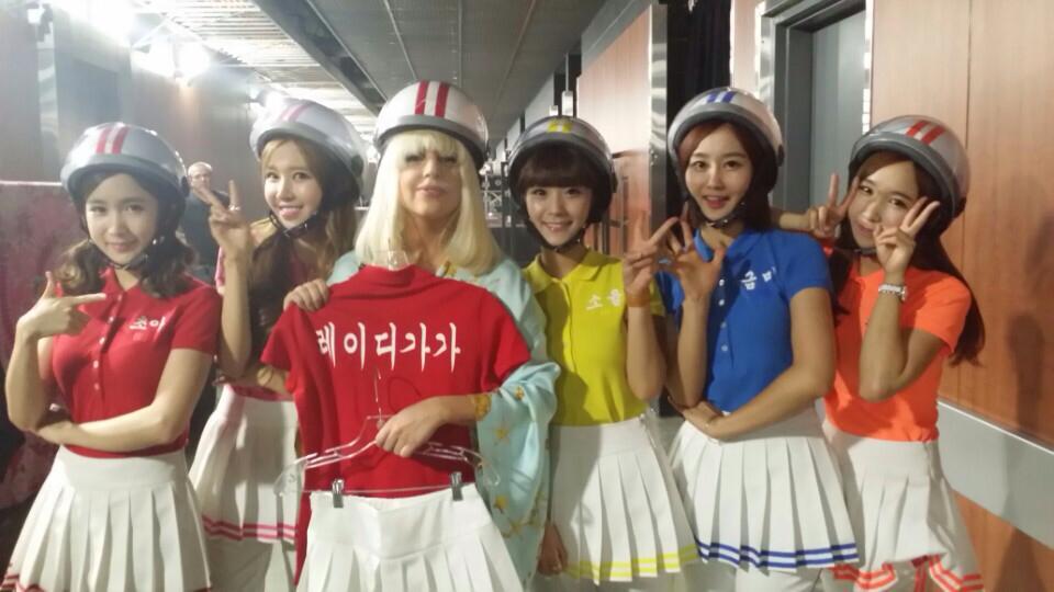 Những nhóm nữ Kpop sở hữu siêu hit: Gà JYP áp đảo, nhạc của BLACKPINK và Red Velvet bị chê không xứng chung mâm? - Ảnh 14. Những nhóm nữ Kpop sở hữu siêu hit: Gà JYP áp đảo, nhạc của BLACKPINK và Red Velvet bị chê không xứng chung mâm? - Ảnh 14.