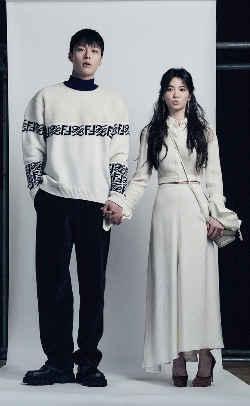 Netizen sốt x&igrave;nh xịch với phim mới của Song Hye Kyo: Visual cặp chị em đẹp nức nở, cảnh n&oacute;ng xem m&agrave; đỏ mặt lu&ocirc;n - Ảnh 7.