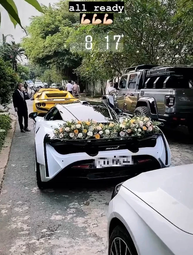 Cuối tuần Matt Liu đánh úp dân tình màn khoe xe hoa, đám cưới với Hương Giang hay gì đây? - Ảnh 3. Cuối tuần Matt Liu đánh úp dân tình màn khoe xe hoa, đám cưới với Hương Giang hay gì đây? - Ảnh 3.