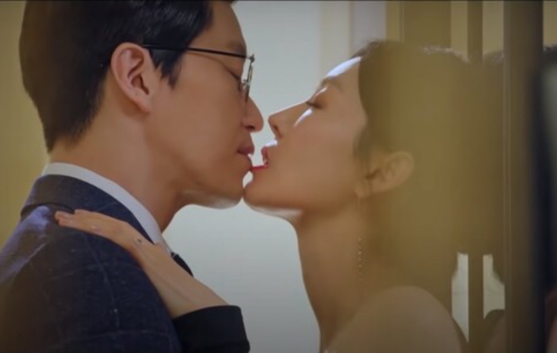 Mấy hội diễn vi&ecirc;n n&agrave;y phải g&aacute;nh c&ograve;ng lưng cho kịch bản phim dở tệ: Hội Penthouse l&agrave; chuẩn nhất lu&ocirc;n! - Ảnh 2.