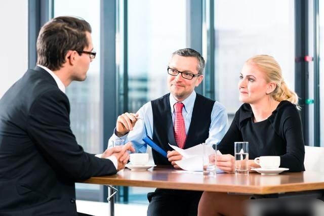 Dùng 1 phút để khiến tôi xấu hổ, bạn có thể làm gì? - Thanh niên nhanh trí chỉ cần 1 giây, sếp nào cũng gật gù khen hay - Ảnh 2. Dùng 1 phút để khiến tôi xấu hổ, bạn có thể làm gì? - Thanh niên nhanh trí chỉ cần 1 giây, sếp nào cũng gật gù khen hay - Ảnh 2.