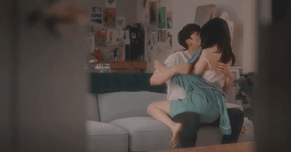 Cảnh phim 18+ ngập ngụa truyền hình Hàn 2021: Lăn giường triền miên, chém  giết đẫm máu đều có đủ