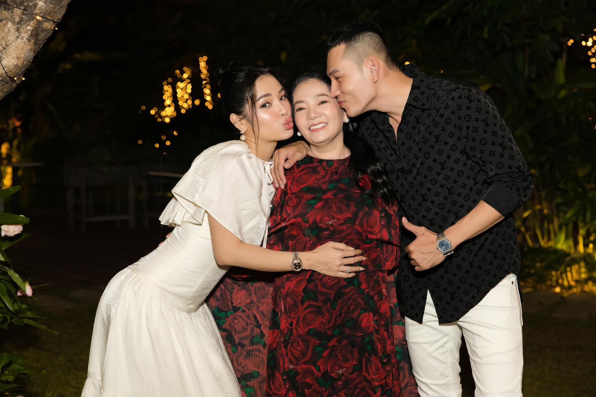 Chưa làm dâu, Phương Trinh Jolie đã để lộ 1 chi tiết làm rõ mối quan hệ với mẹ chồng tương lai? - Ảnh 3. Chưa làm dâu, Phương Trinh Jolie đã để lộ 1 chi tiết làm rõ mối quan hệ với mẹ chồng tương lai? - Ảnh 3.