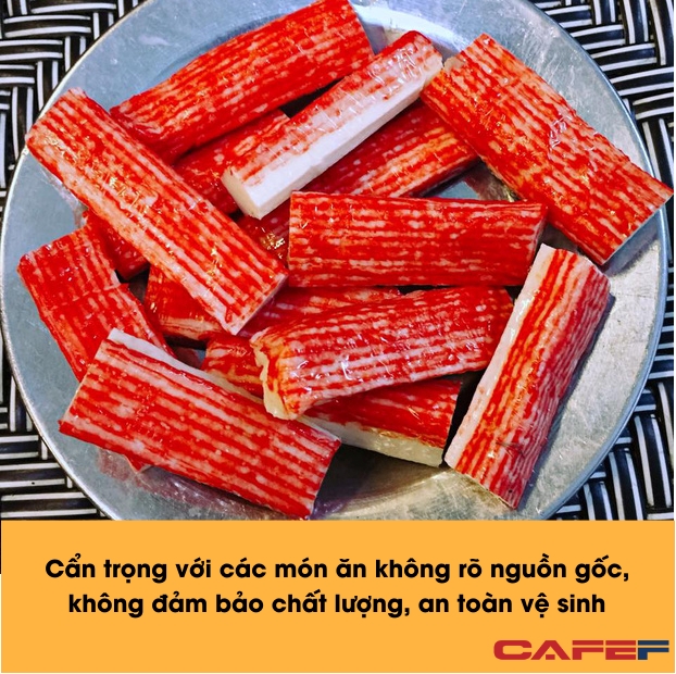4 món mà nhân viên nhà hàng tuyệt đối không gọi khi ăn lẩu ở ngoài, không chỉ nhiều chất phụ gia, nguồn gốc không rõ ràng khiến nguy cơ bệnh tật tăng cao - Ảnh 2. 4 món mà nhân viên nhà hàng tuyệt đối không gọi khi ăn lẩu ở ngoài, không chỉ nhiều chất phụ gia, nguồn gốc không rõ ràng khiến nguy cơ bệnh tật tăng cao - Ảnh 2.
