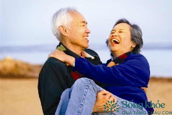 Gi&agrave; rồi c&oacute; cần y&ecirc;u đương kh&ocirc;ng? Nhận được c&acirc;u trả lời, ai cũng ngỡ ng&agrave;ng - Ảnh 2.