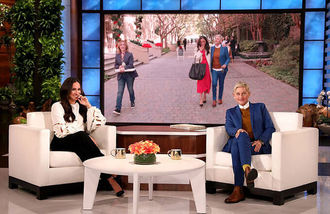 Meghan kể 6 chi tiết ri&ecirc;ng tư tr&ecirc;n truyền h&igrave;nh, c&oacute; h&agrave;nh động b&ocirc;i nhọ tước hiệu ho&agrave;ng gia khiến dư luận dậy s&oacute;ng - Ảnh 7.