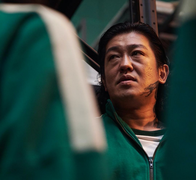 5 diễn viên cân đẹp cả vai cảnh sát lẫn tội phạm: Lee Jong Suk hóa sát nhân hàng loạt, ác nhân Squid Game khác đến ngỡ ngàng - Ảnh 6.