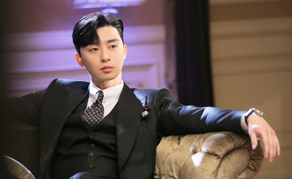 Netizen soi được Park Seo Joon chỉ có duy nhất một kiểu selfie, camera xịn coi như bỏ đi! - Ảnh 1.