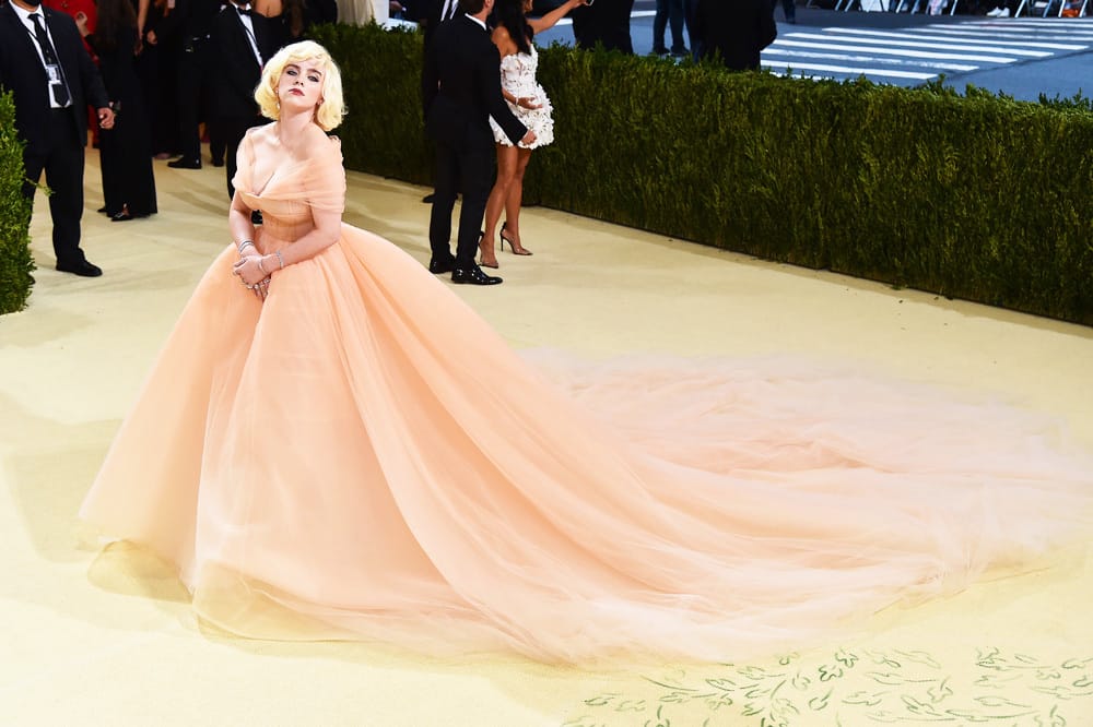 T&acirc;n binh Gen Z cũng c&oacute; this c&oacute; that: Người k&iacute;n m&iacute;t từ đầu đến ch&acirc;n sau cũng quay xe, kẻ vừa 18 đ&atilde; hở bạo bỏng mắt - Ảnh 14.