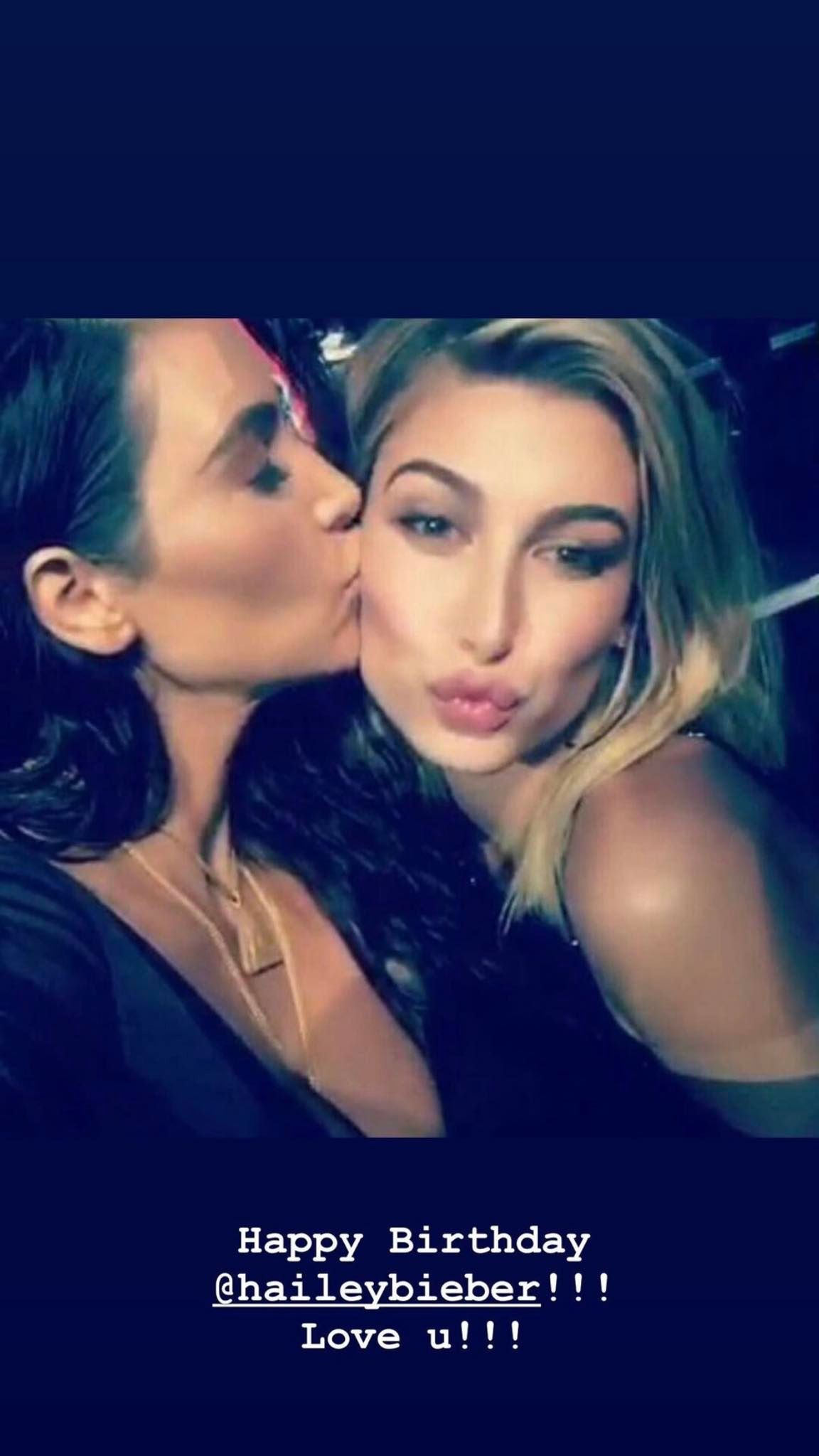 Hailey được dàn sao khủng chúc mừng sinh nhật nhưng cả MXH chỉ chú ý “bài sớ” sến sẩm của Justin Bieber - Ảnh 6. Hailey được dàn sao khủng chúc mừng sinh nhật nhưng cả MXH chỉ chú ý “bài sớ” sến sẩm của Justin Bieber - Ảnh 6.
