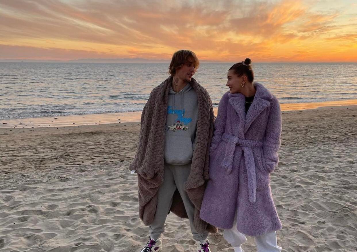 Hailey được dàn sao khủng chúc mừng sinh nhật nhưng cả MXH chỉ chú ý “bài sớ” sến sẩm của Justin Bieber - Ảnh 2. Hailey được dàn sao khủng chúc mừng sinh nhật nhưng cả MXH chỉ chú ý “bài sớ” sến sẩm của Justin Bieber - Ảnh 2.