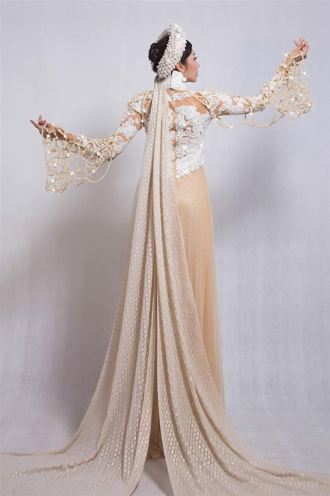 Hoa hậu Đặng Thu Thảo từng diện bộ đồ được hét giá 5 tỷ đồng, netizen soi kỹ vào chỉ biết thở dài thườn thượt - Ảnh 4.