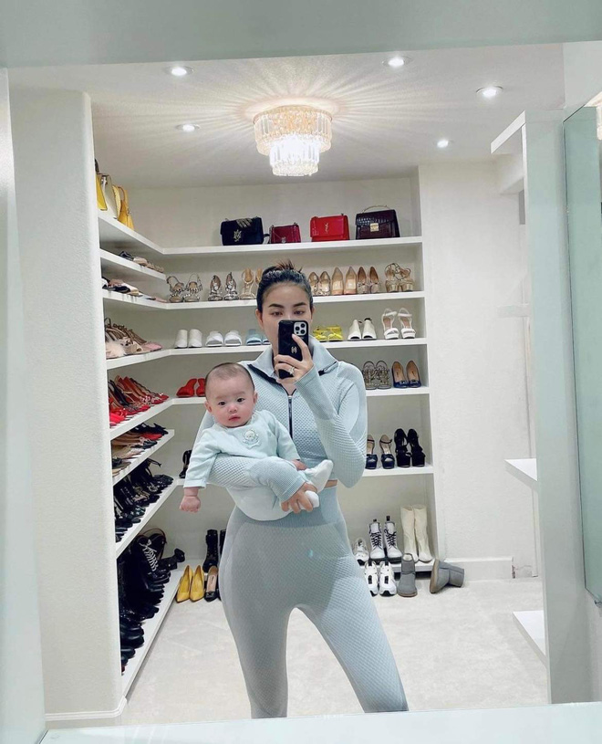 Phạm Hương make-up khoe cận nhan sắc mẹ bỉm 2 con nhưng netizen chỉ dán mắt vào bộ loa o ép bức thở - Ảnh 4. Phạm Hương make-up khoe cận nhan sắc mẹ bỉm 2 con nhưng netizen chỉ dán mắt vào bộ loa o ép bức thở - Ảnh 4.