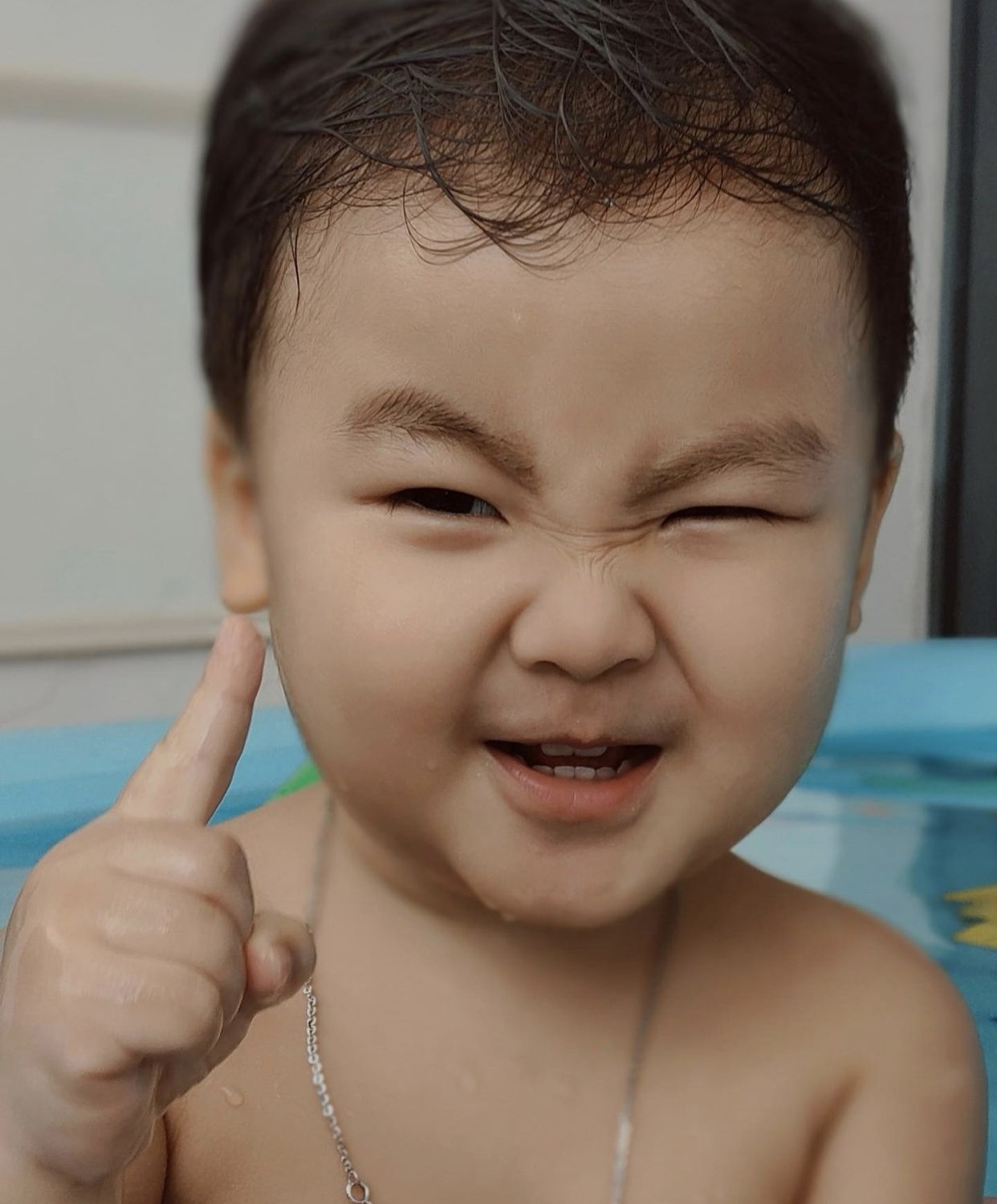 Xúc động khoảnh khắc con trai Hoà Minzy hội ngộ bà ngoại sau hơn nửa năm xa cách, một câu nói ngọt ngào gây đốn tim - Ảnh 7. Xúc động khoảnh khắc con trai Hoà Minzy hội ngộ bà ngoại sau hơn nửa năm xa cách, một câu nói ngọt ngào gây đốn tim - Ảnh 7.