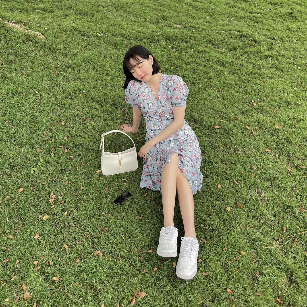 Hải Tú nay diện váy hoa xinh chuẩn nàng thơ, nàng nào trót mê phải lưu ngay địa chỉ mua chỉ từ 142K nè - Ảnh 1. Hải Tú nay diện váy hoa xinh chuẩn nàng thơ, nàng nào trót mê phải lưu ngay địa chỉ mua chỉ từ 142K nè - Ảnh 1.