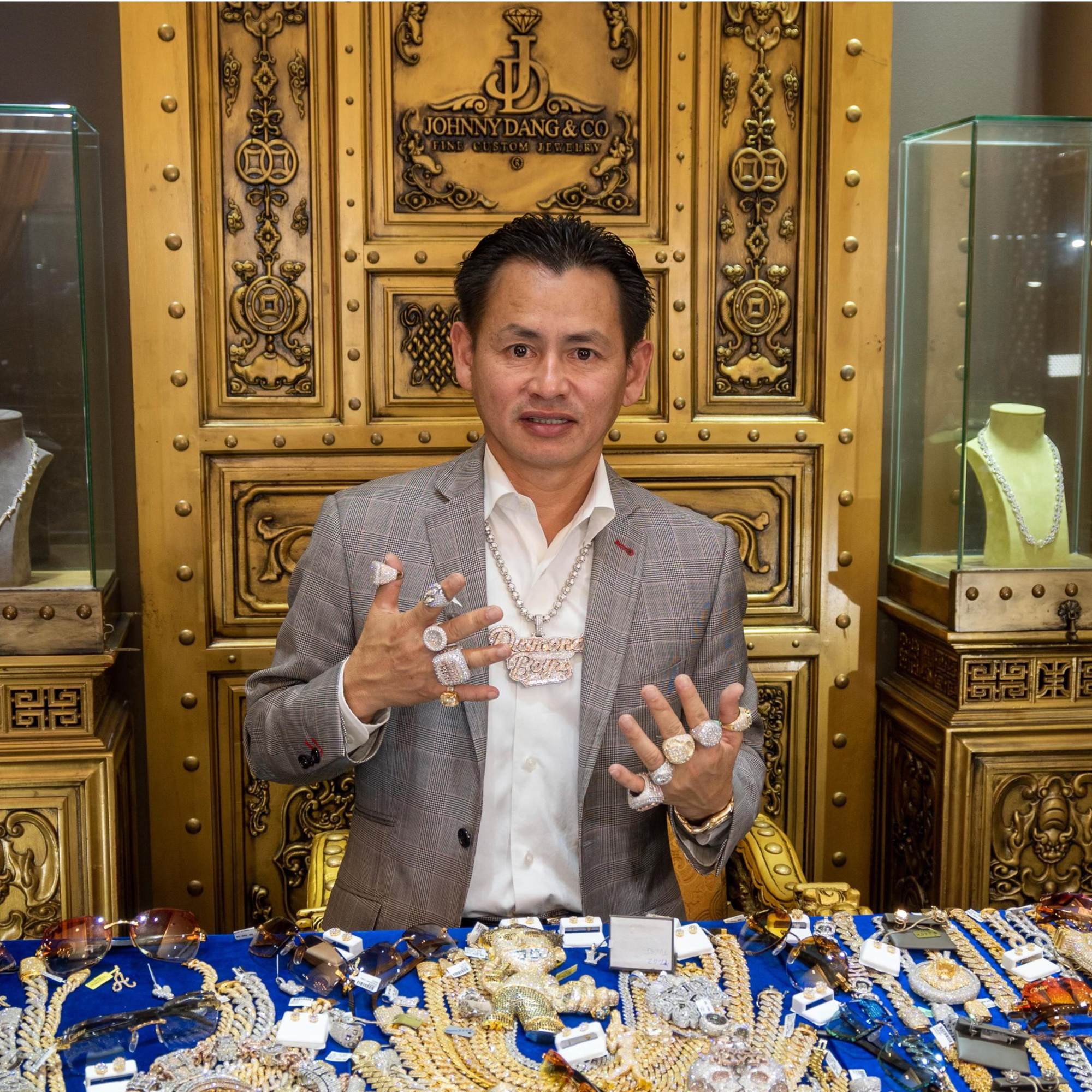 Coin DBZ của ông hoàng kim cương Johnny Đặng tiếp tục sập giá: Nhiều nhà đầu tư quay đầu, vỡ mộng? - Ảnh 3. Coin DBZ của ông hoàng kim cương Johnny Đặng tiếp tục sập giá: Nhiều nhà đầu tư quay đầu, vỡ mộng? - Ảnh 3.