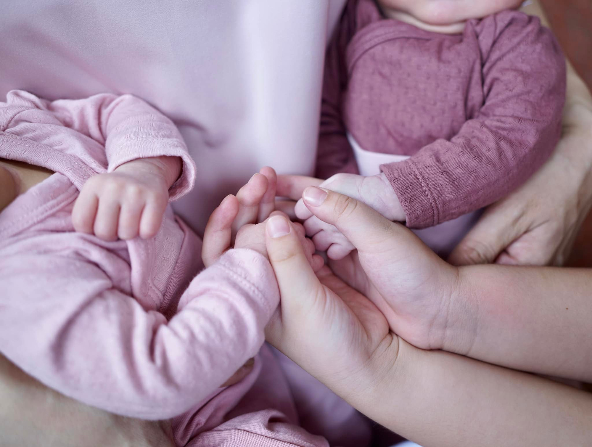 V&acirc;n Trang tổ chức đầy th&aacute;ng cho con, chi tiết tr&ecirc;n b&aacute;nh kem h&eacute; lộ th&ocirc;ng tin đặc biệt về đ&ocirc;i nh&oacute;c tỳ! - Ảnh 4.