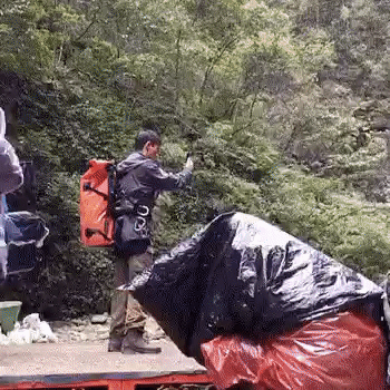 B&iacute; mật hậu trường của loạt bom tấn cổ trang Hoa ngữ: Triệu Lệ Dĩnh g&agrave;o kh&oacute;c r&uacute;ng động t&acirc;m can, Nhậm Gia Lu&acirc;n m&uacute;a may kh&oacute; hiểu - Ảnh 4.