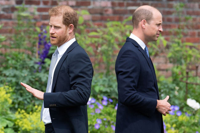 Tiết lộ lời nói phũ phàng của Hoàng tử William dành cho em dâu Meghan khiến Harry nổi điên - Ảnh 2.