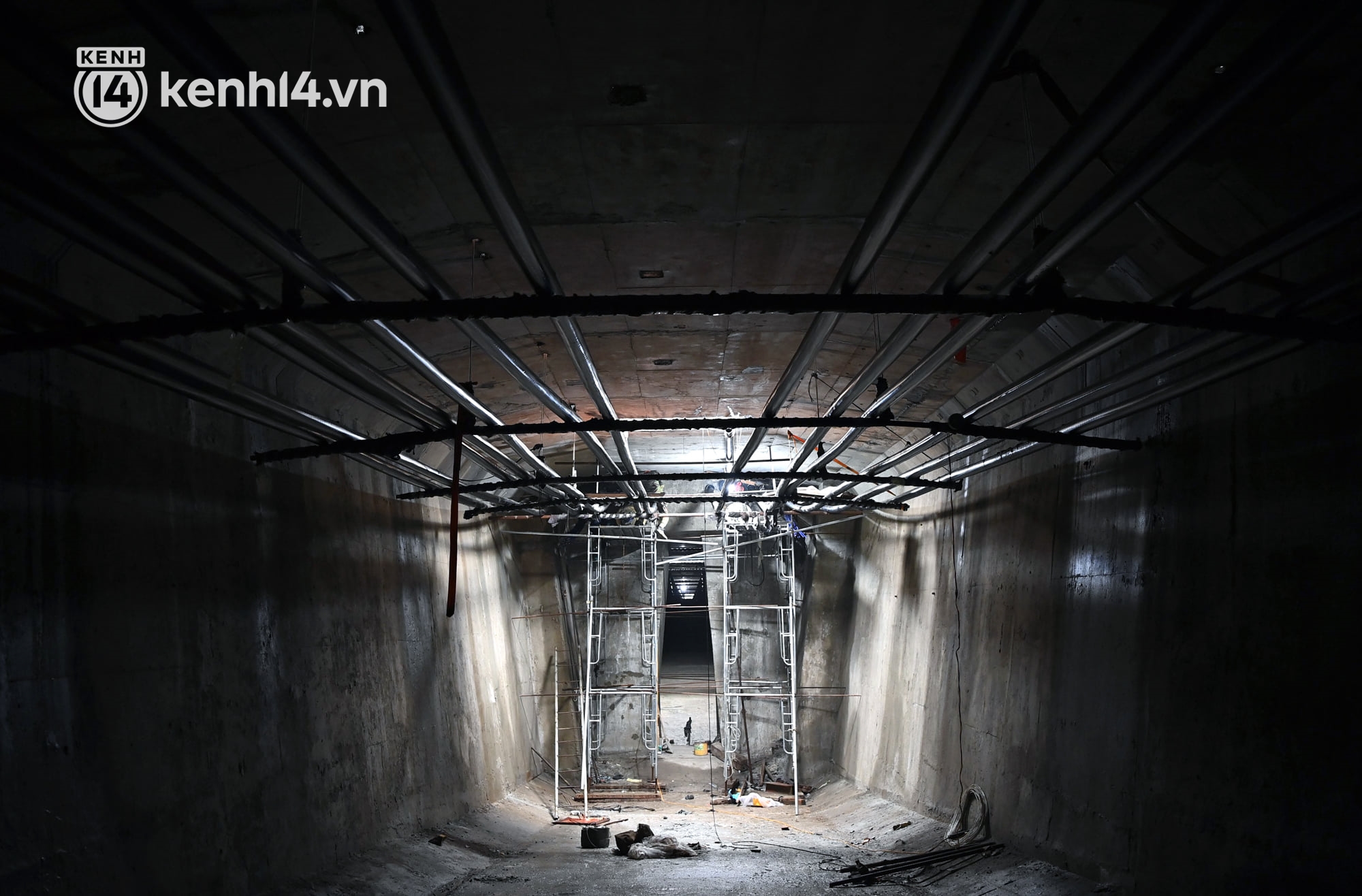 Ảnh: Cận cảnh c&acirc;y cầu cạn cao nhất Việt Nam đang bước v&agrave;o giai đoạn ho&agrave;n thiện - Ảnh 9.