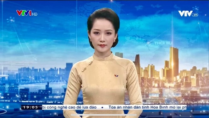 Ban Thời sự VTV có một BTV cực xinh, từng là đối thủ của Hoa hậu Mai Phương Thuý, đã vậy còn đóng 1 loạt phim rồi! - Ảnh 2. Ban Thời sự VTV có một BTV cực xinh, từng là đối thủ của Hoa hậu Mai Phương Thuý, đã vậy còn đóng 1 loạt phim rồi! - Ảnh 2.