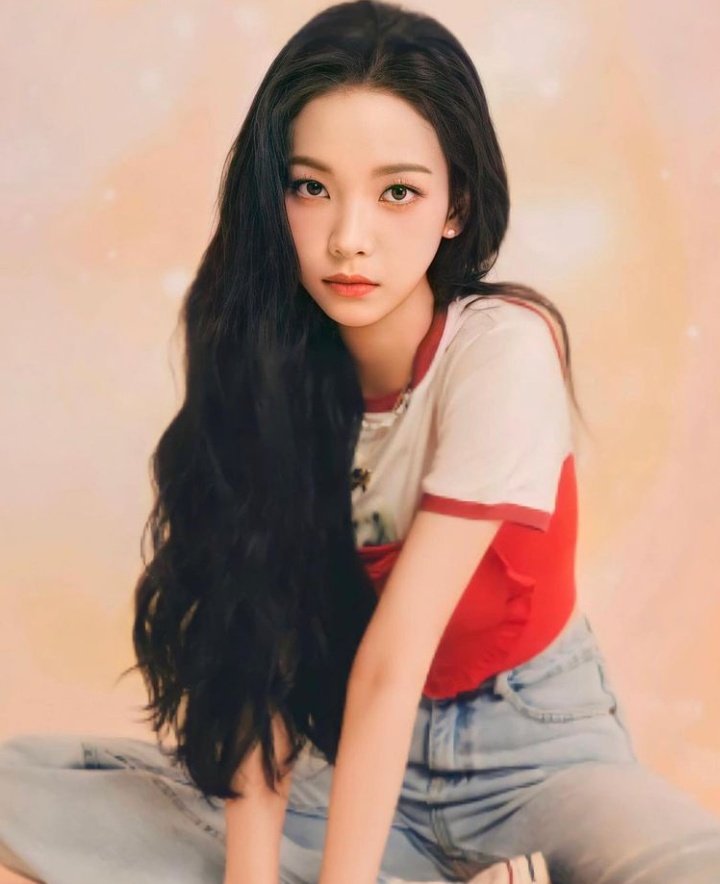 Karina (aespa) lập tức phản công cực mạnh trước màn đổ bộ full visual của nhóm nữ nhà Starship - Ảnh 3.