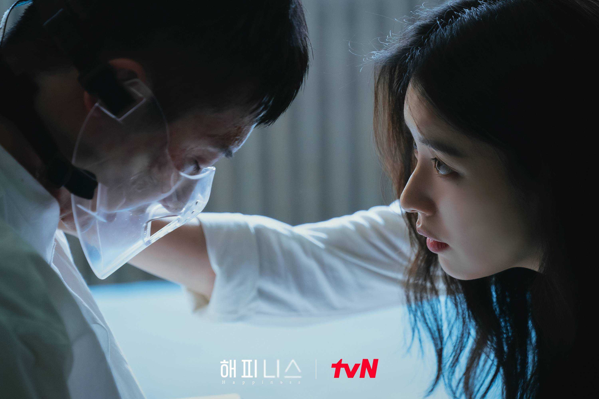 Phim kinh dị của Han Hyo Joo vừa ra mắt đã được khen nức nở: Nội dung bao cuốn, mê nhất là visual chị đẹp - Ảnh 5.