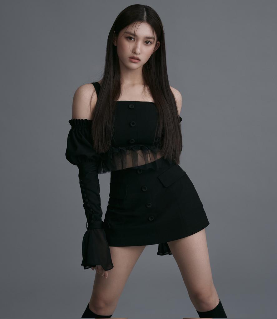 Sau BLACKPINK - TWICE, Kpop sắp có 1 girlgroup mới toàn mỹ nhân: Có 2 idol dự thành nữ thần, 1 thánh body báu vật! - Ảnh 15. Sau BLACKPINK - TWICE, Kpop sắp có 1 girlgroup mới toàn mỹ nhân: Có 2 idol dự thành nữ thần, 1 thánh body báu vật! - Ảnh 15.