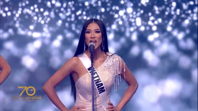 Kim Duyên hô vang 2 tiếng Việt Nam trong đêm Bán kết Miss Universe, có 1 điều khác biệt dàn đối thủ - Ảnh 3.