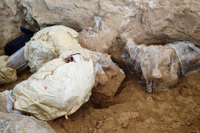 Đào mộ chôn xác người chết, nhân viên nghĩa trang phát hiện dấu hiệu lạ mở ra một bí mật khổng lồ chôn vùi 10.000 năm - Ảnh 1.