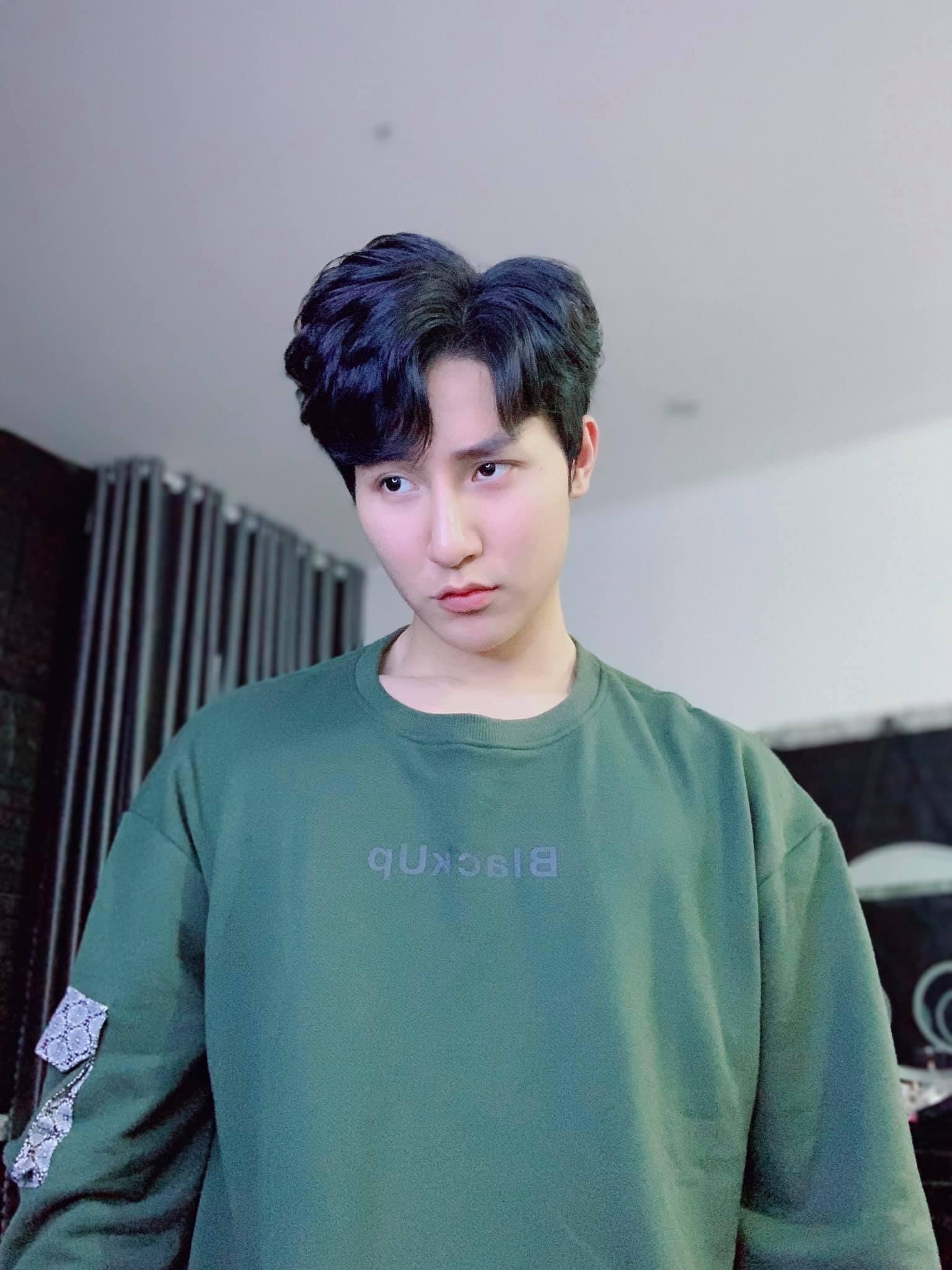 Chàng trai “tôi chiều em quá nên em hư khác xưa quá trời, đầu tư ăn mặc giống good boy để thả thính? - Ảnh 6. Chàng trai “tôi chiều em quá nên em hư khác xưa quá trời, đầu tư ăn mặc giống good boy để thả thính? - Ảnh 6.