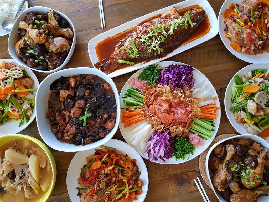 Viện sĩ Trung Quốc 80 tuổi vẫn có thể chơi bóng rổ như thanh niên chia sẻ 5 bí quyết sống lâu khỏe mạnh: Già không đáng sợ, quan trọng nhất là chống lão hóa - Ảnh 3. Viện sĩ Trung Quốc 80 tuổi vẫn có thể chơi bóng rổ như thanh niên chia sẻ 5 bí quyết sống lâu khỏe mạnh: Già không đáng sợ, quan trọng nhất là chống lão hóa - Ảnh 3.