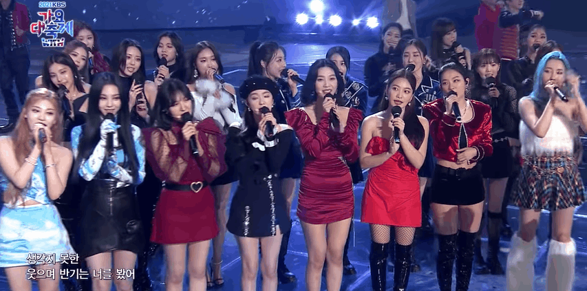 Red Velvet lần đầu chung khung hình với đàn em SM: Nàng nào cũng xinh tươi nhưng chiều cao thật sự của aespa mới khiến netizen ngã ngửa? - Ảnh 3.