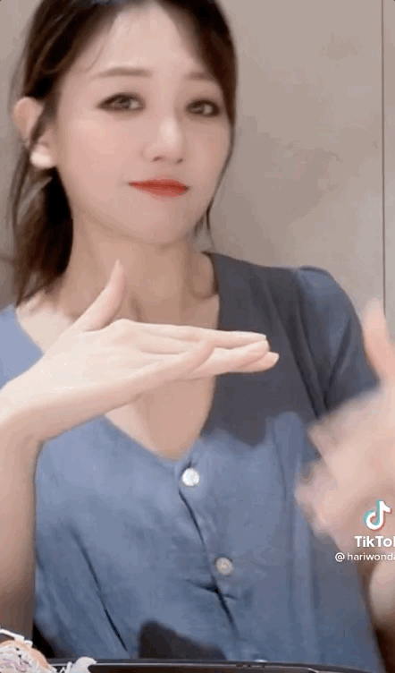 Hari Won lộ bụng l&ugrave;m l&ugrave;m, 1 dấu hiệu đang mang thai thấy r&otilde;? - Ảnh 3.
