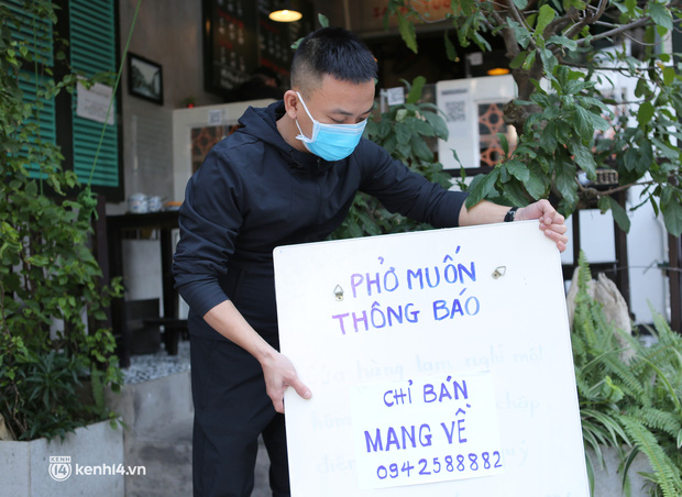 Diễn biến dịch ngày 19/12: Quận Hai Bà Trưng dừng hàng ăn uống tại chỗ, thể dục thể thao ngoài trời; Số F0 tăng cao, Việt Nam chủ động phòng dịch trước Tết Nguyên đán - Ảnh 1. Diễn biến dịch ngày 19/12: Quận Hai Bà Trưng dừng hàng ăn uống tại chỗ, thể dục thể thao ngoài trời; Số F0 tăng cao, Việt Nam chủ động phòng dịch trước Tết Nguyên đán - Ảnh 1.
