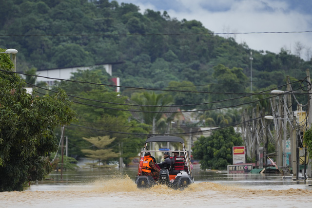 Hơn 21.000 người phải sơ tán vì lũ lụt nghiêm trọng ở Malaysia - Ảnh 2.