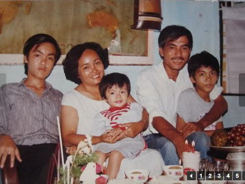 Chuyện ít biết về phu nhân hào môn bậc nhất Vbiz: Bán nước mía và giao cơm để mưu sinh, đổi đời từ 1 quyết định của mẹ ruột! - Ảnh 3. Chuyện ít biết về phu nhân hào môn bậc nhất Vbiz: Bán nước mía và giao cơm để mưu sinh, đổi đời từ 1 quyết định của mẹ ruột! - Ảnh 3.