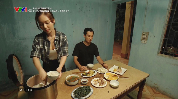 Lại một mỹ nh&acirc;n phim Việt bị soi phục trang: Mặc đẹp ăn đứt Nam (Hương Vị T&igrave;nh Th&acirc;n) nhưng hớ h&ecirc;nh qu&aacute;? - Ảnh 3.