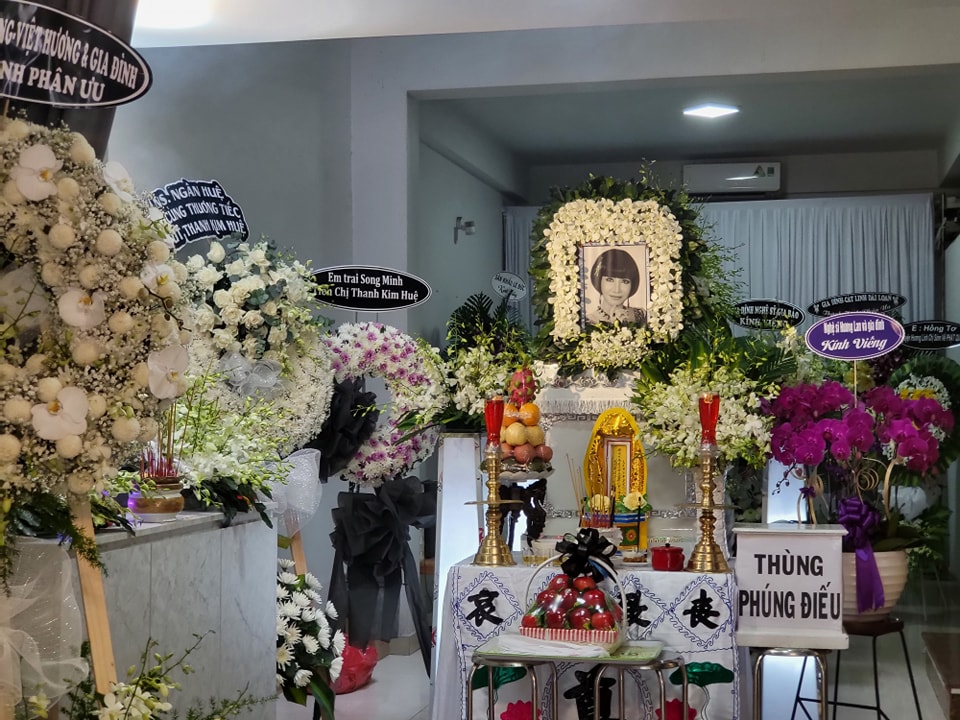 NS Thanh Điền: “Cứ nghĩ Thanh Kim Huệ đi lưu diễn chứ không nghĩ vợ mất” - Ảnh 5. NS Thanh Điền: “Cứ nghĩ Thanh Kim Huệ đi lưu diễn chứ không nghĩ vợ mất” - Ảnh 5.