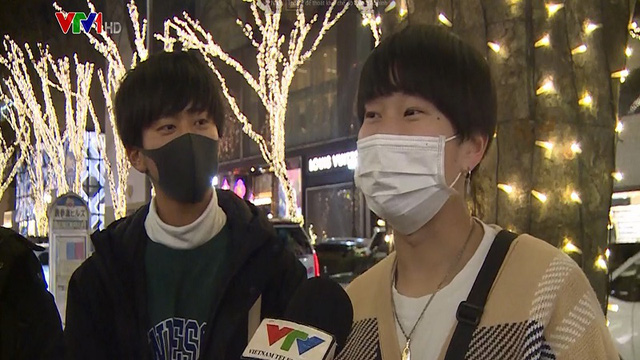 Người dân Nhật Bản đón Giáng sinh và Năm mới nhộn nhịp hơn năm ngoái - Ảnh 1. Người dân Nhật Bản đón Giáng sinh và Năm mới nhộn nhịp hơn năm ngoái - Ảnh 1.