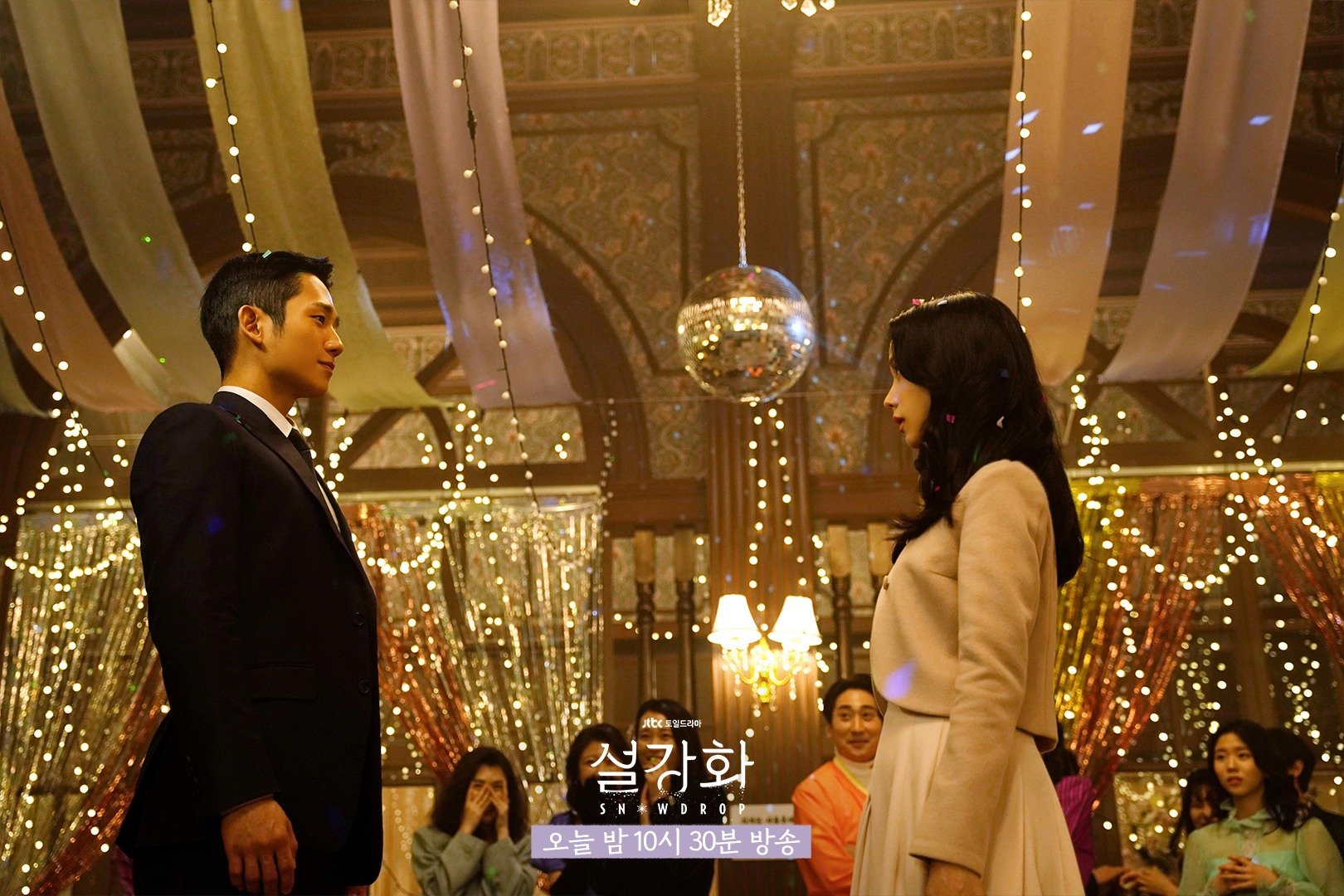 Rating loạt phim Hàn giảm tệ hại, Snowdrop của Jisoo (BLACKPINK) tụt xuống 1%, bom xịt nhà Song Hye Kyo mãi bết bát - Ảnh 1. Rating loạt phim Hàn giảm tệ hại, Snowdrop của Jisoo (BLACKPINK) tụt xuống 1%, bom xịt nhà Song Hye Kyo mãi bết bát - Ảnh 1.