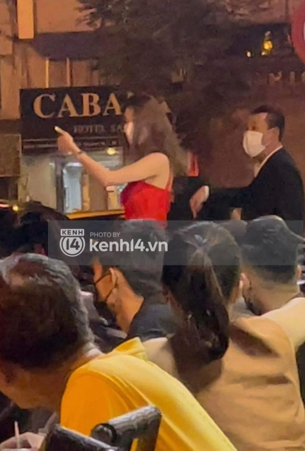 Động th&aacute;i lạ của Kh&aacute;nh My sau tin đồn hẹn h&ograve; đại gia Đức Huy? - Ảnh 6.