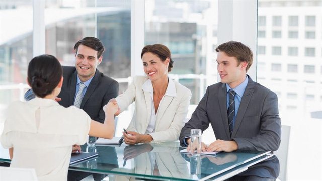 Hỏi: C&aacute;i g&igrave; l&uacute;c th&igrave; ngắn, l&uacute;c th&igrave; d&agrave;i, l&uacute;c th&igrave; to, l&uacute;c th&igrave; nhỏ? - C&ocirc; g&aacute;i trả lời bằng 2 từ, EQ cao m&agrave; th&ocirc;ng minh khiến ai cũng th&aacute;n phục - Ảnh 2.