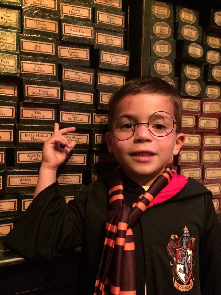 Hóa ra em bé Harry Potter được đến 4 sao nhí thể hiện, sau 20 năm nhan sắc lẫn sự nghiệp trổ mã ra sao? - Ảnh 6. Hóa ra em bé Harry Potter được đến 4 sao nhí thể hiện, sau 20 năm nhan sắc lẫn sự nghiệp trổ mã ra sao? - Ảnh 6.