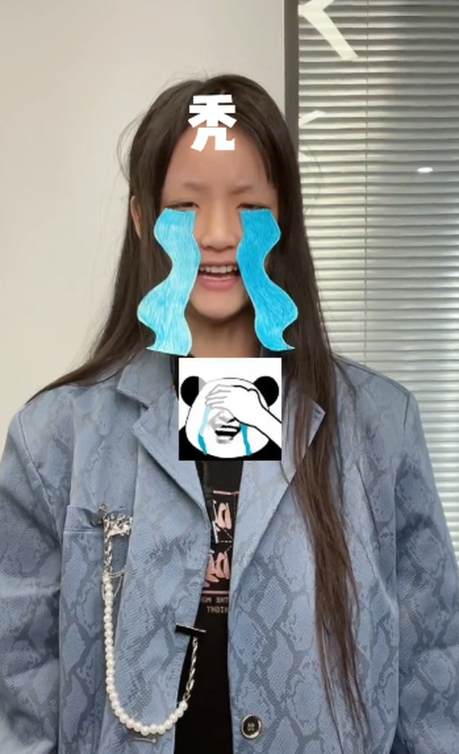 C&ocirc;ng khai mặt mộc, Jinx &ldquo;vạn người m&ecirc;&rdquo; th&uacute; nhận một b&iacute; mật từng che giấu bấy l&acirc;u nay - Ảnh 3.