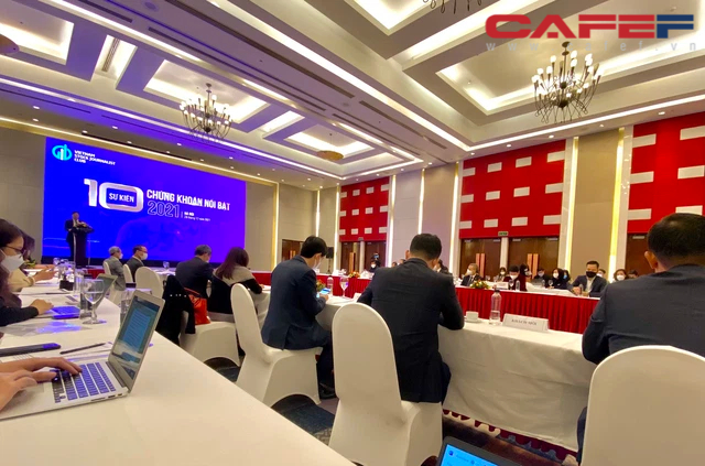 10 sự kiện chứng kho&aacute;n nổi bật năm 2021 do b&aacute;o ch&iacute; b&igrave;nh chọn: VN-Index l&ecirc;n đỉnh lịch sử, loạt kỷ lục được thiết lập - Ảnh 1.